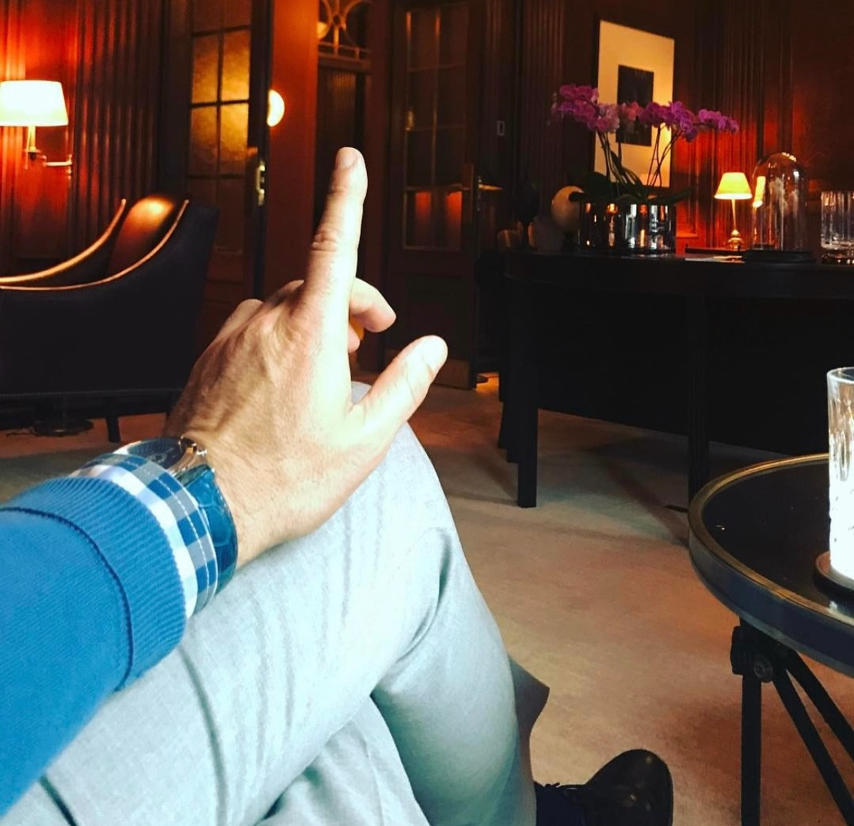 Billy Zane’s Insta Tease Sparks Curiosity Billy Zane teases loyal fans with a cryptic Instagram post that invites pure stylish charm.