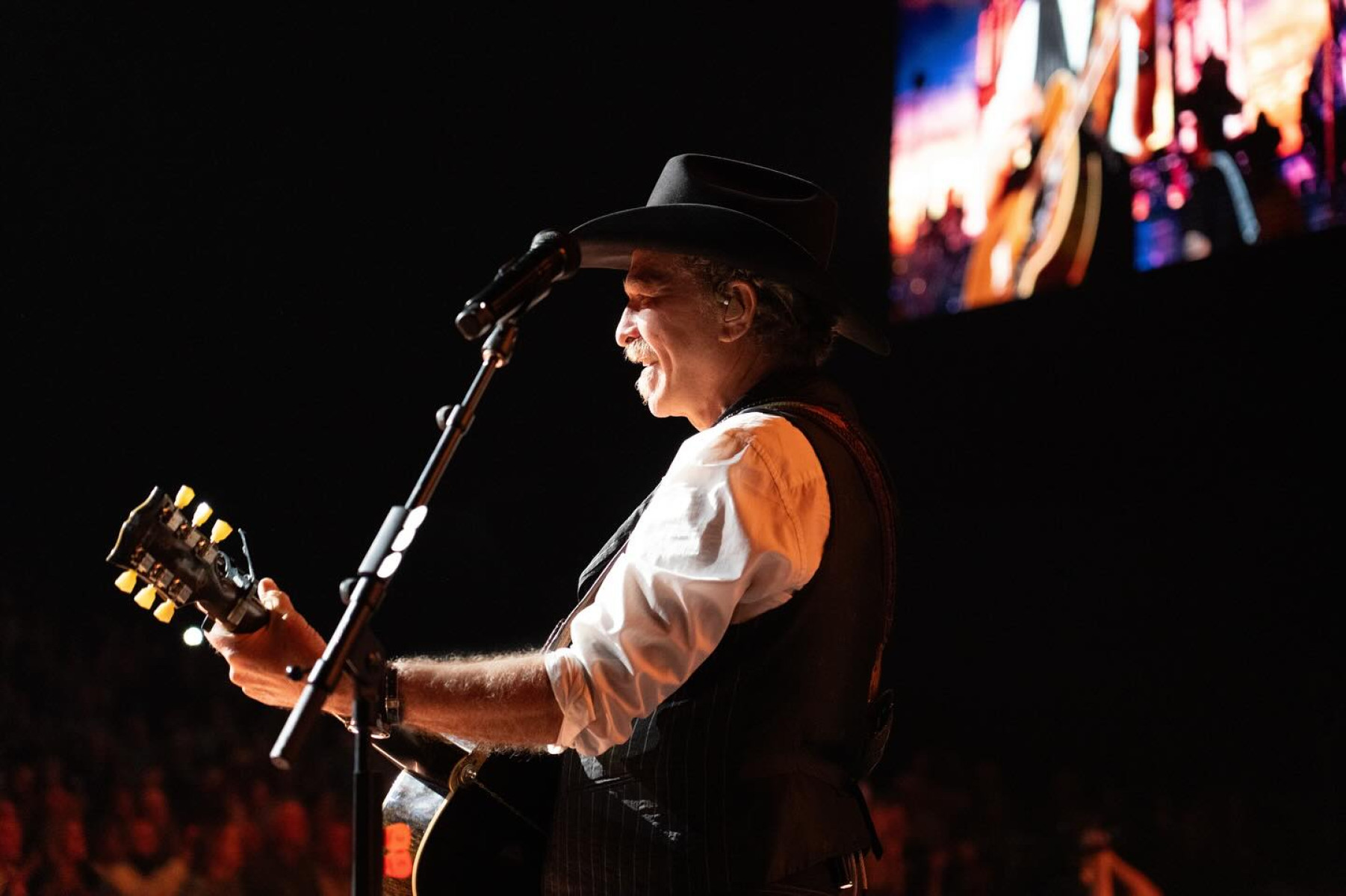 Birthday Salute To Kix Brooks: 35 Years Of Country Harmony Celebrating 35 years of loyal country charm and partnership on a milestone birthday truly.