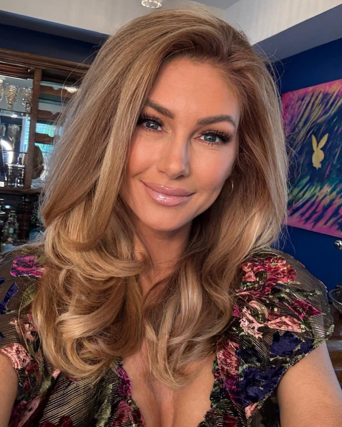 Brande Roderick Engages Fans With Photo Poll