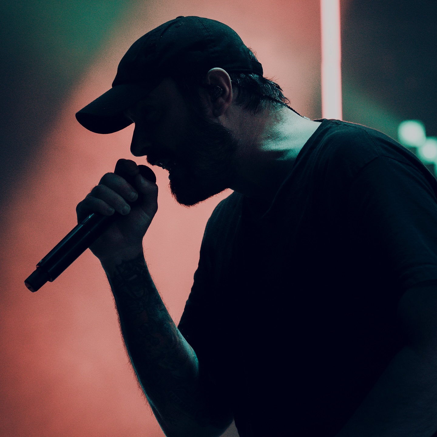 Breaking Benjamin Announces West Palm Beach One-Off Gig Rock legends unite with Hinder and ReturnToDust in a rare West Palm Beach concert on Oct 4th.