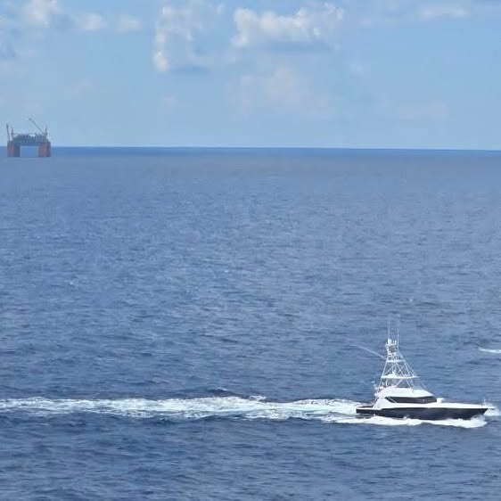 Brian Kelley Enjoys Fishing Adventure On Oil Rig