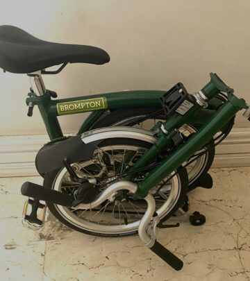 Selling lightly used Brompton for charity; all funds aid food & first aid for Gaza kids.!!