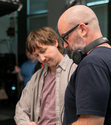 Comedy fans enjoy a sneak preview of a fresh series set featuring candid cast interactions