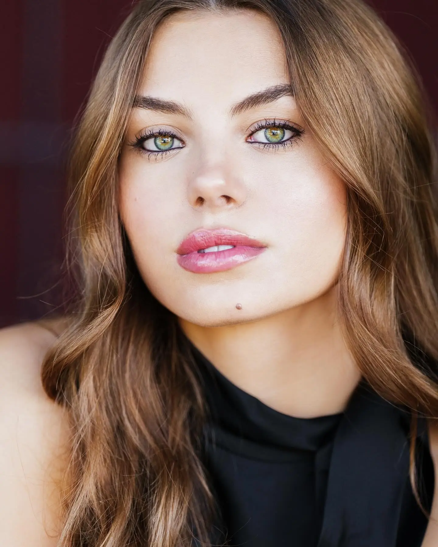 Caitlin Carmichael Shines As Muse In Latest Instagram Post