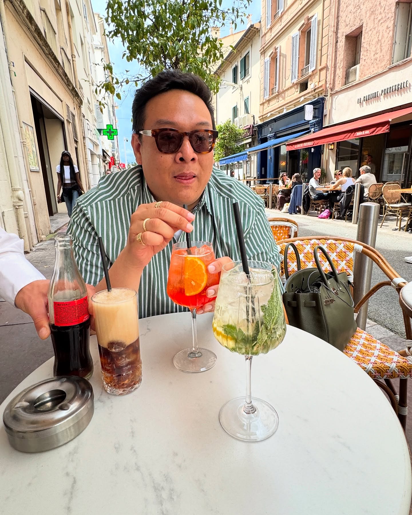 Cannes Flight Food Frenzy