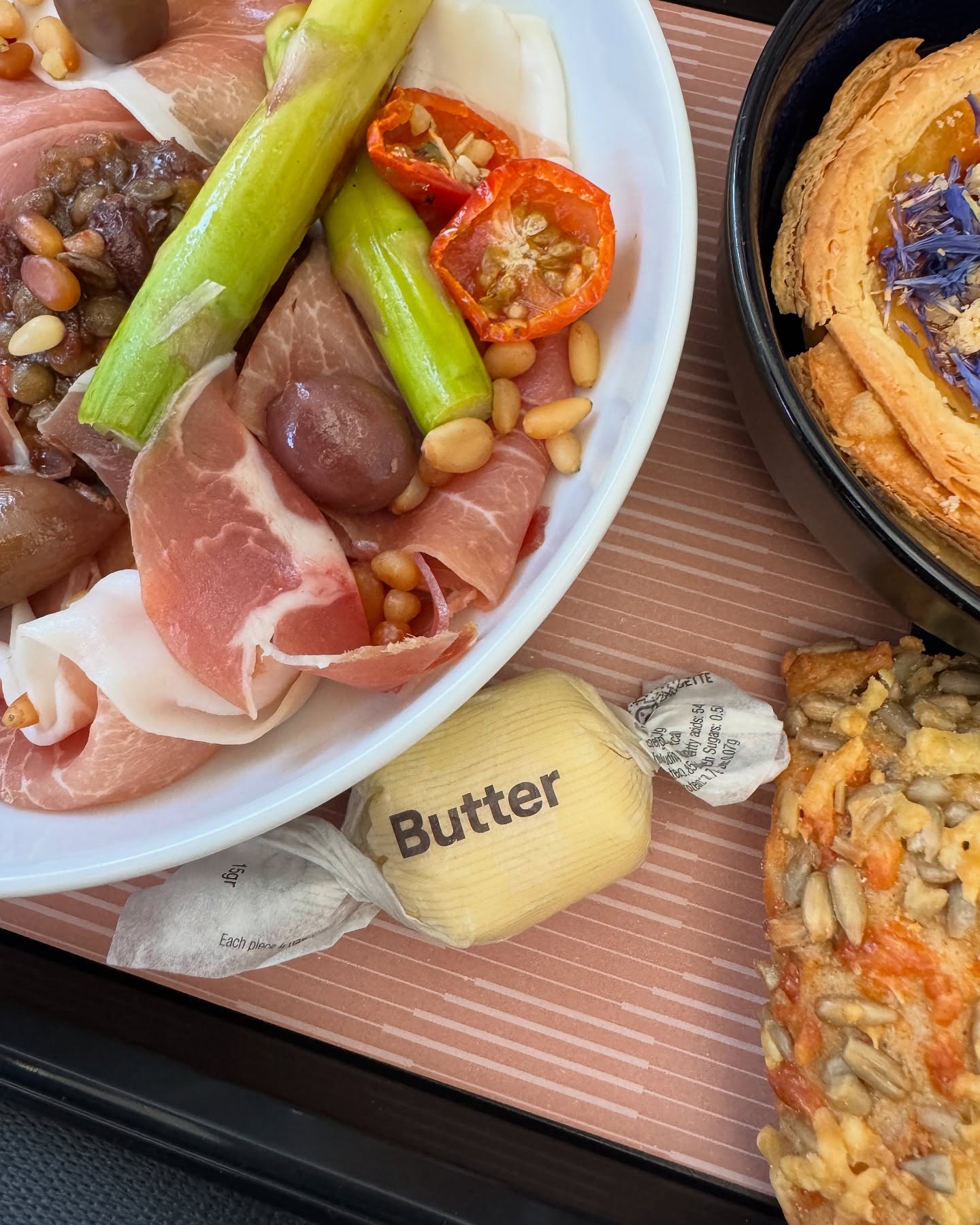 Cannes Flight Food Frenzy
