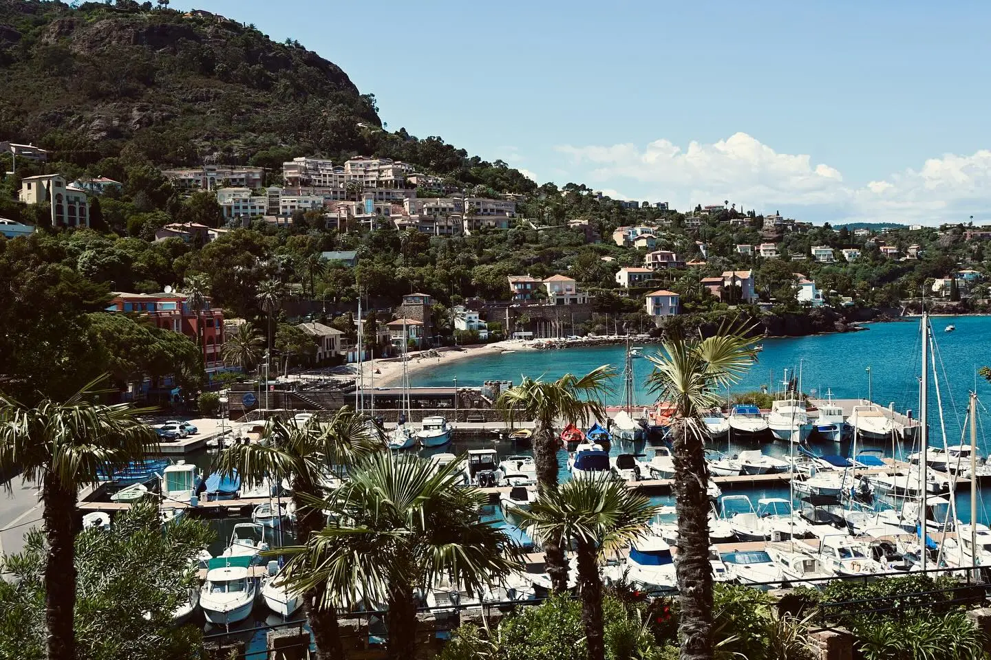 Cannes Postcard: Chic Vintage Fashion & Celebrity Collaboration