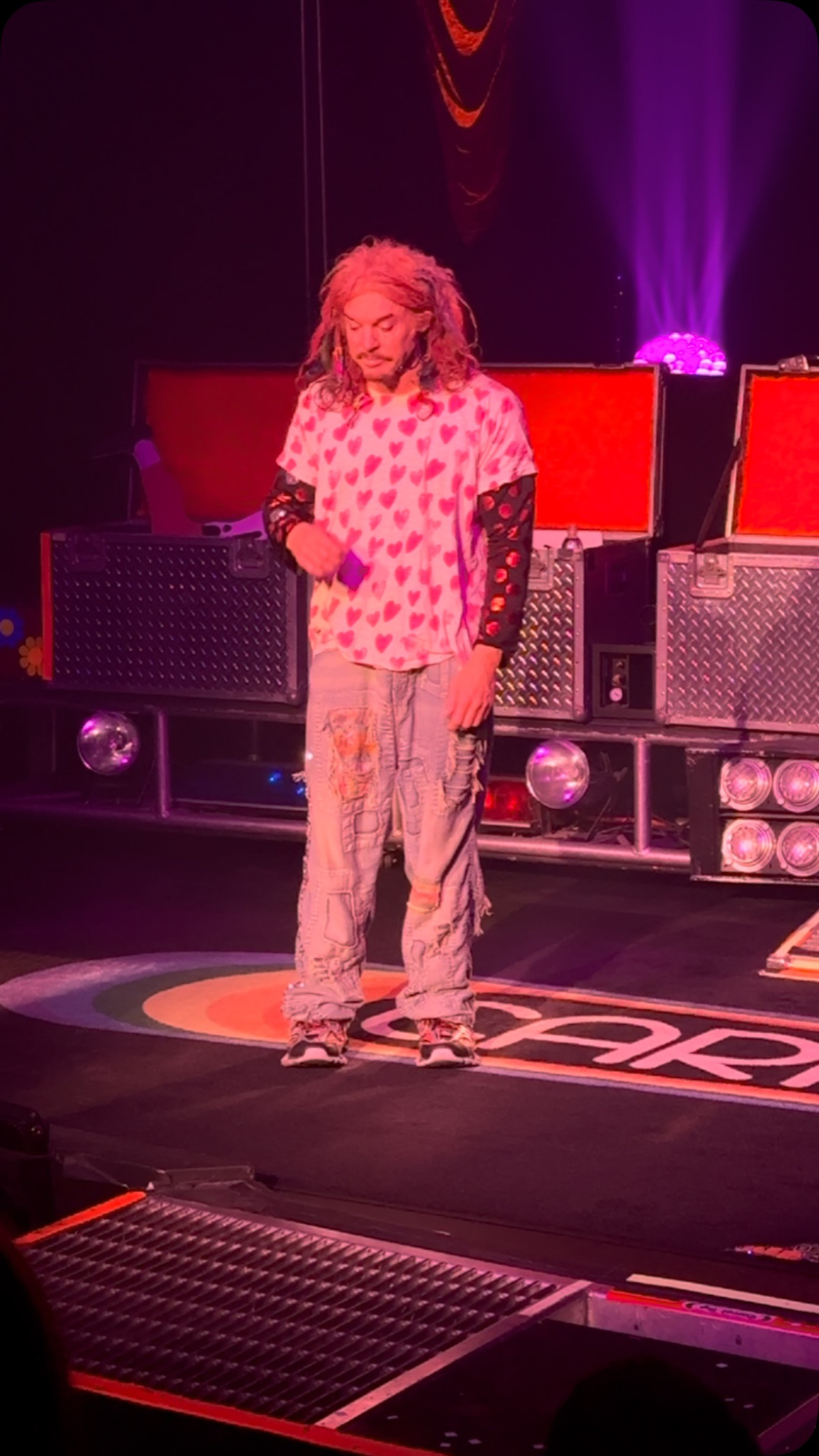 Carrot Top Delivers Humor At Kentucky Derby Renowned comedian Carrot Top brings laughter and style to an unforgettable Derby night.!!!