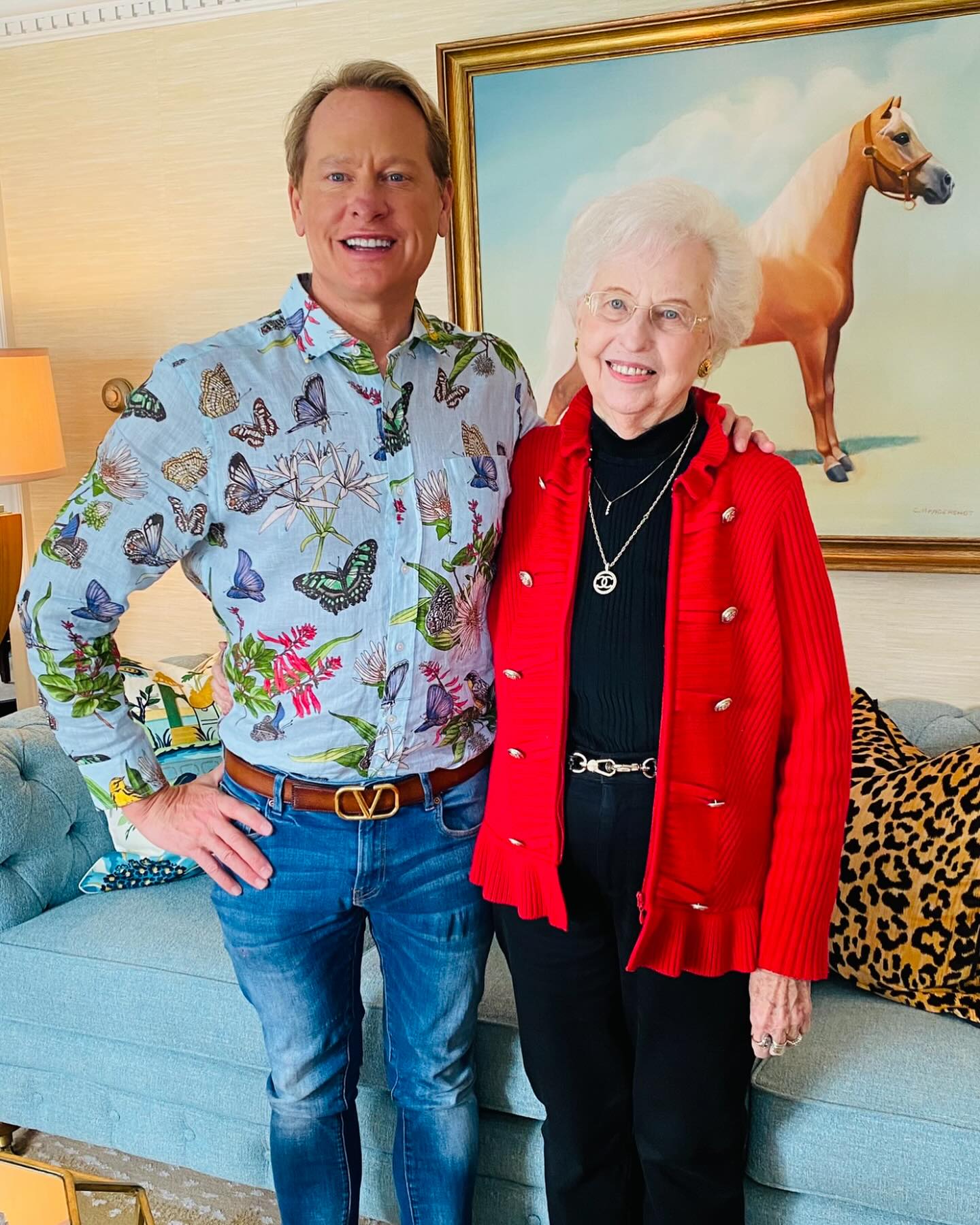 Carson Kressley honors beloved mother with warm regards and gratitude on her special day!!