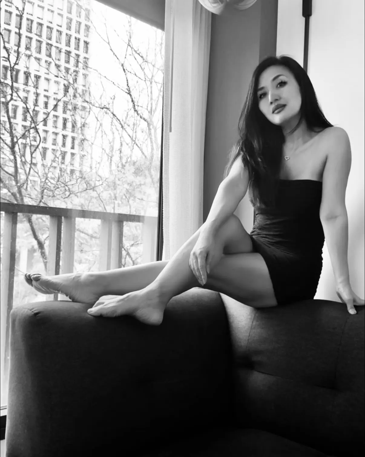 Cat Ce Brings Comedy To Rainy Philly Nights