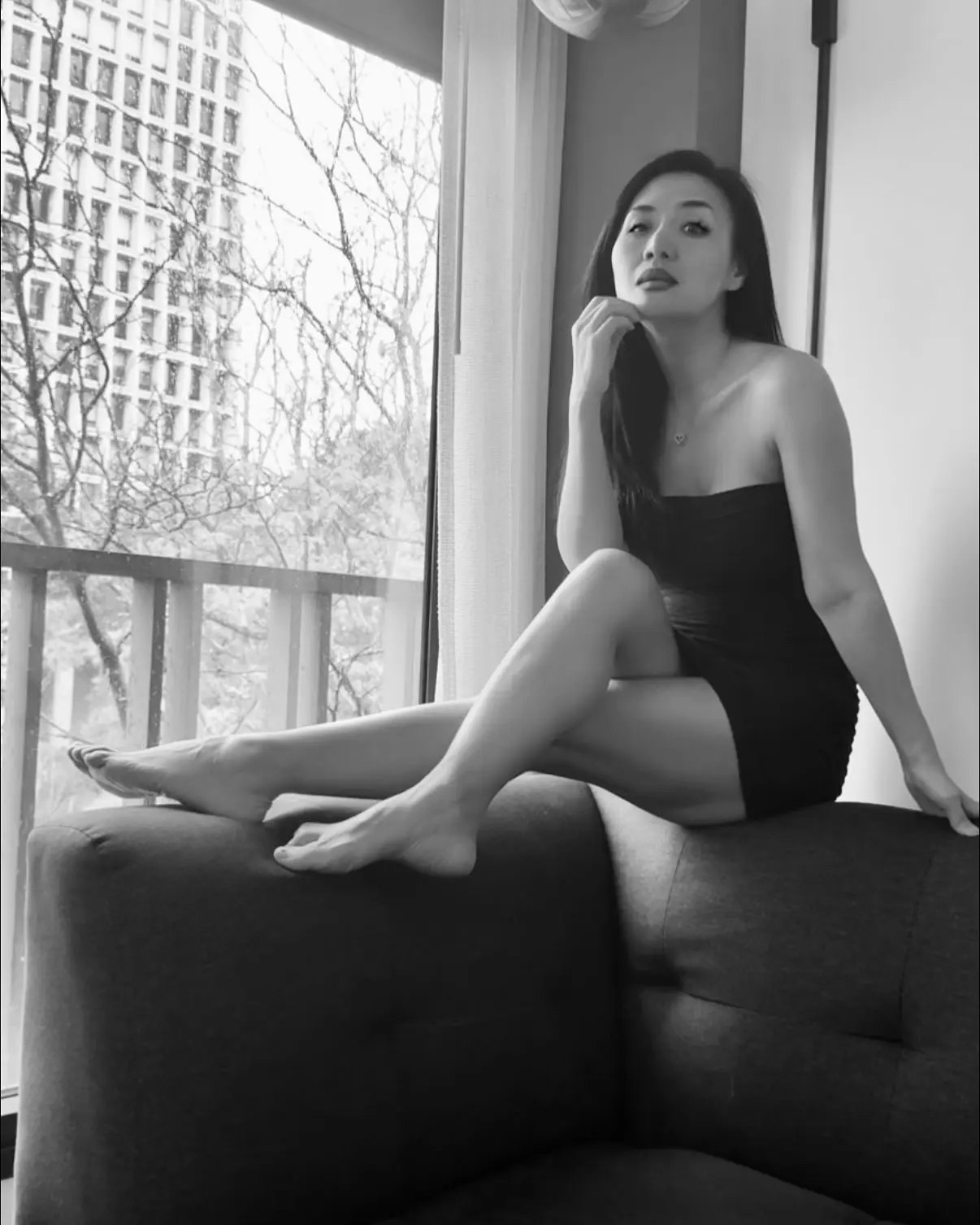 Cat Ce Brings Comedy To Rainy Philly Nights