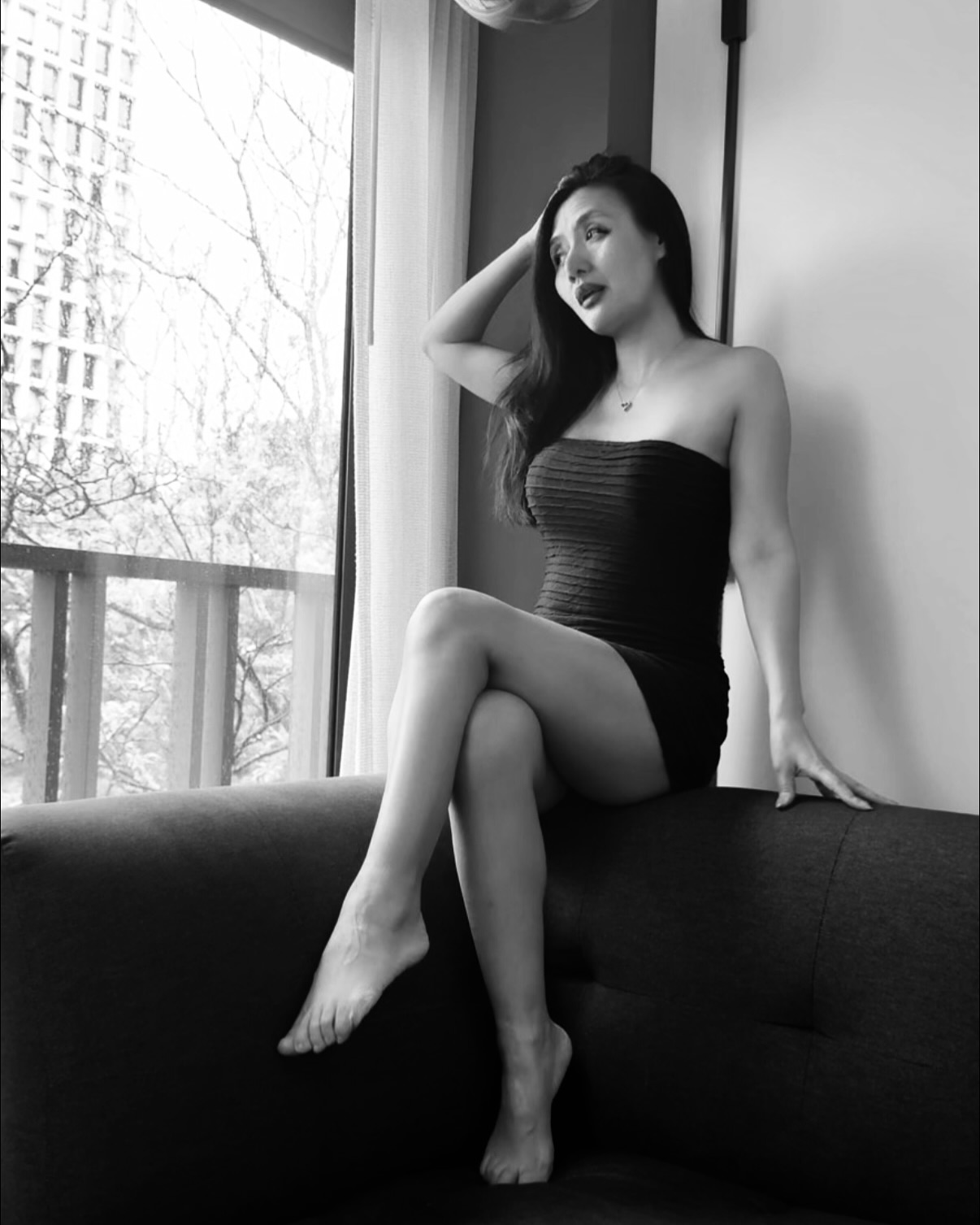Cat Ce Brings Comedy To Rainy Philly Nights