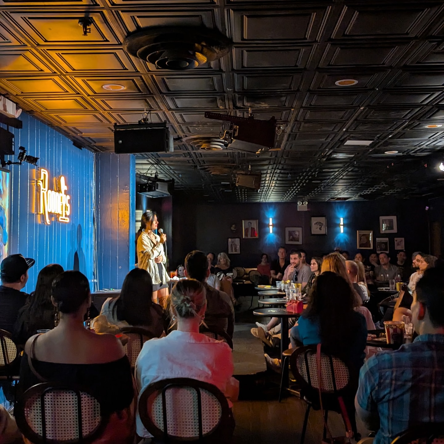 Cat Ce Delights New York At Rodney Comedy Club
