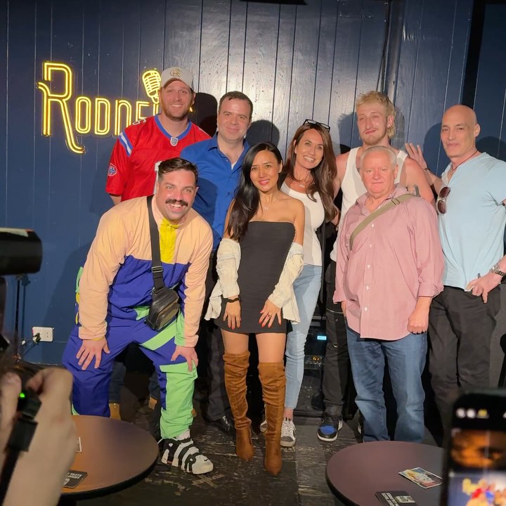 Cat Ce Delights New York At Rodney Comedy Club