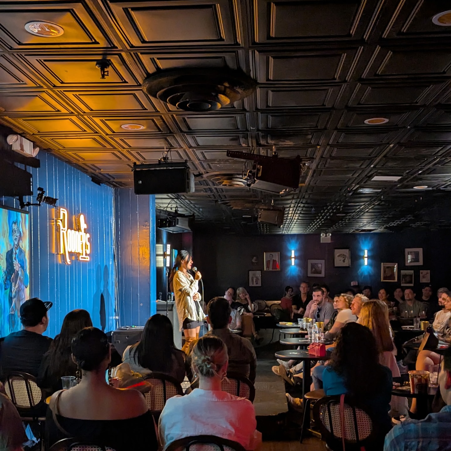 Cat Ce Delights New York At Rodney Comedy Club