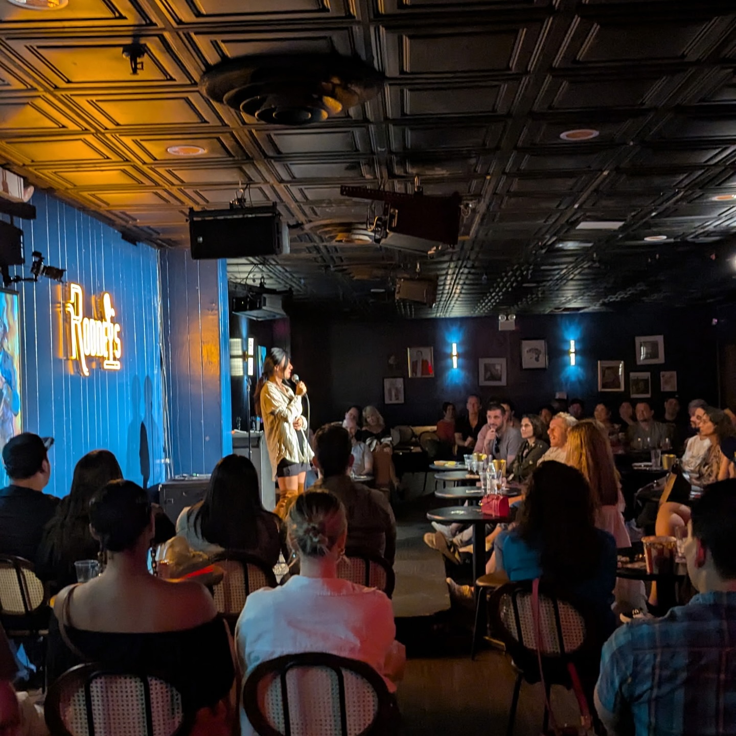 Cat Ce Delights New York At Rodney Comedy Club