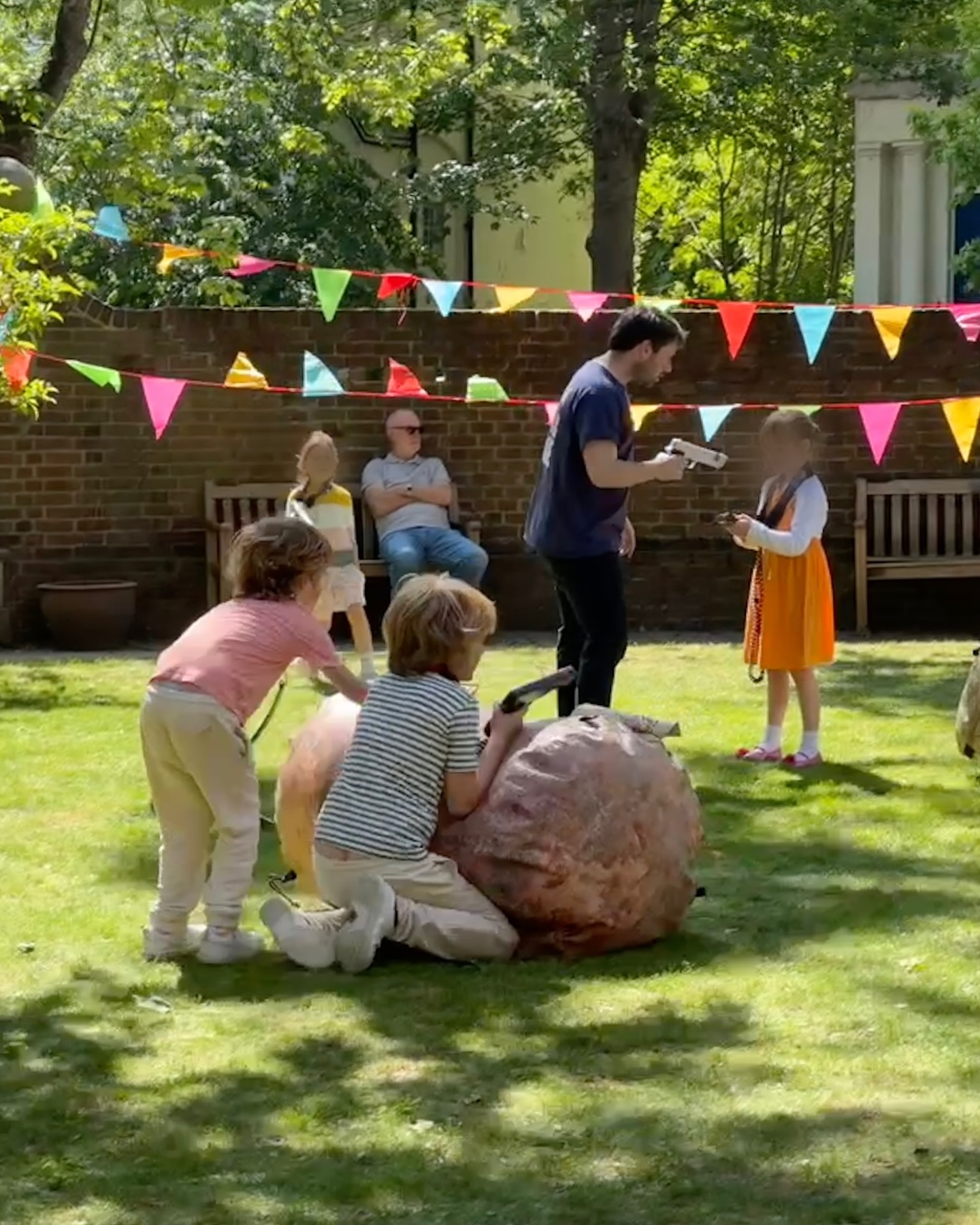 Cat Deeley Celebrates Birthday With Minecraft Cake Magic
