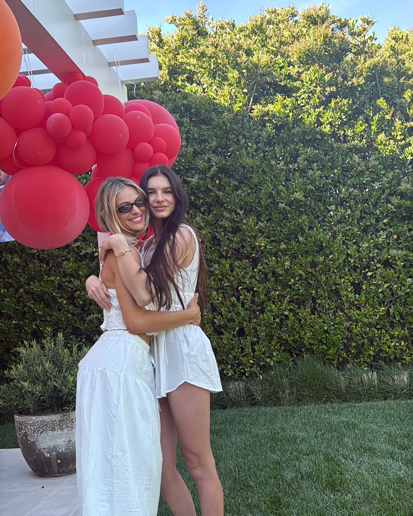 Celebrity Homecoming: Elysée Sanvillé Returns In Style