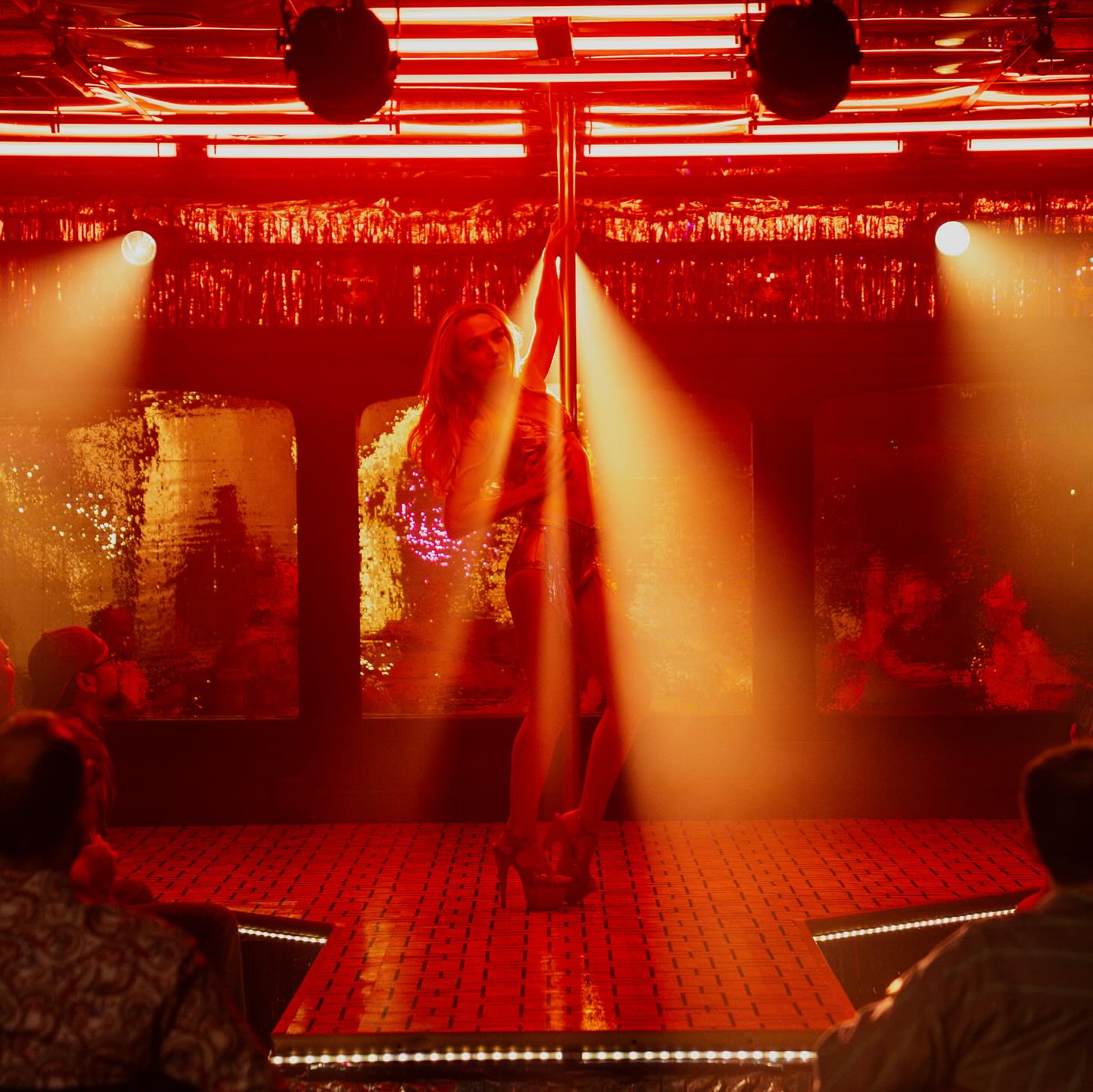 Chloe Fineman Makes It Rain in Summer Of 69 Debut