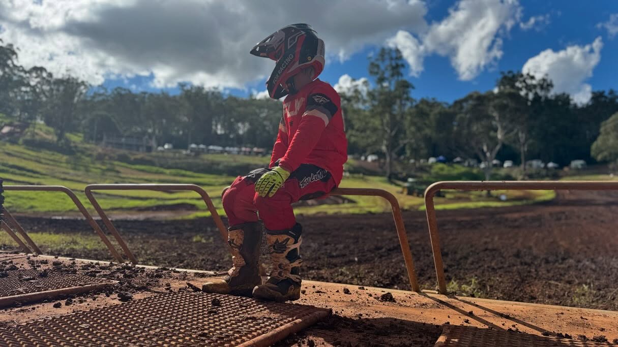 Chris Hemsworth Celebrates Son's Racing Debut
