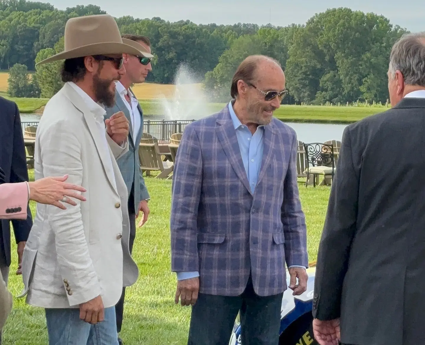 Chris Janson Honors Veterans with Lee Greenwood’s Helping A Hero in North Carolina