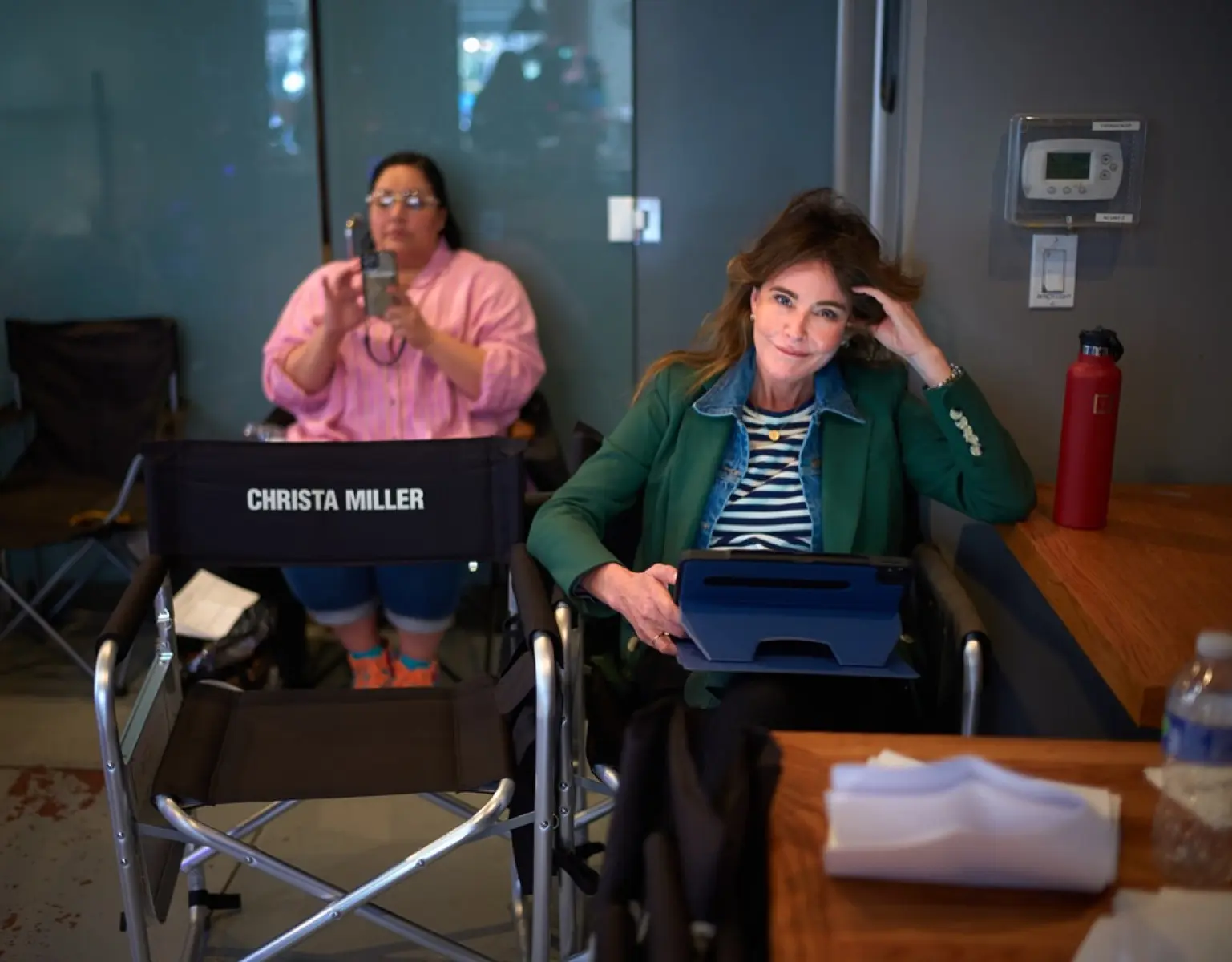 Christa Miller’s Playful Throwback Moment Vintage charm meets humor as Christa Miller nostalgically steals a seat in a #tbt moment!!