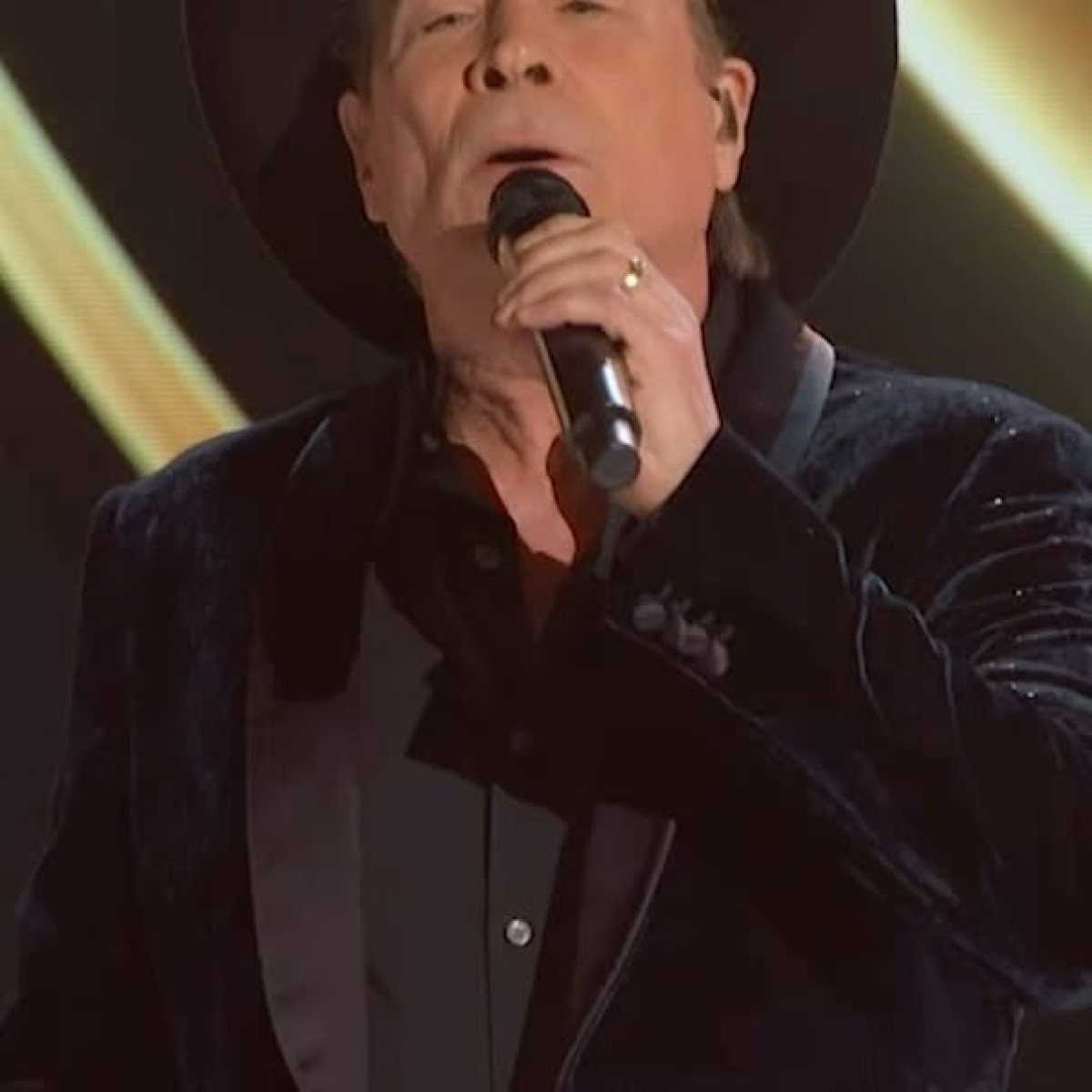 Clint Black Shines At ACM Awards Country icon Clint Black ignites the ACM stage, enthralling fans with pure, radiant charm!!