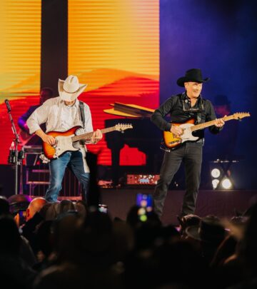 Clint Black Shines In South Texas