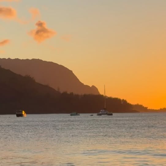 Colbie Caillat Enjoys Serene Kauai Escape