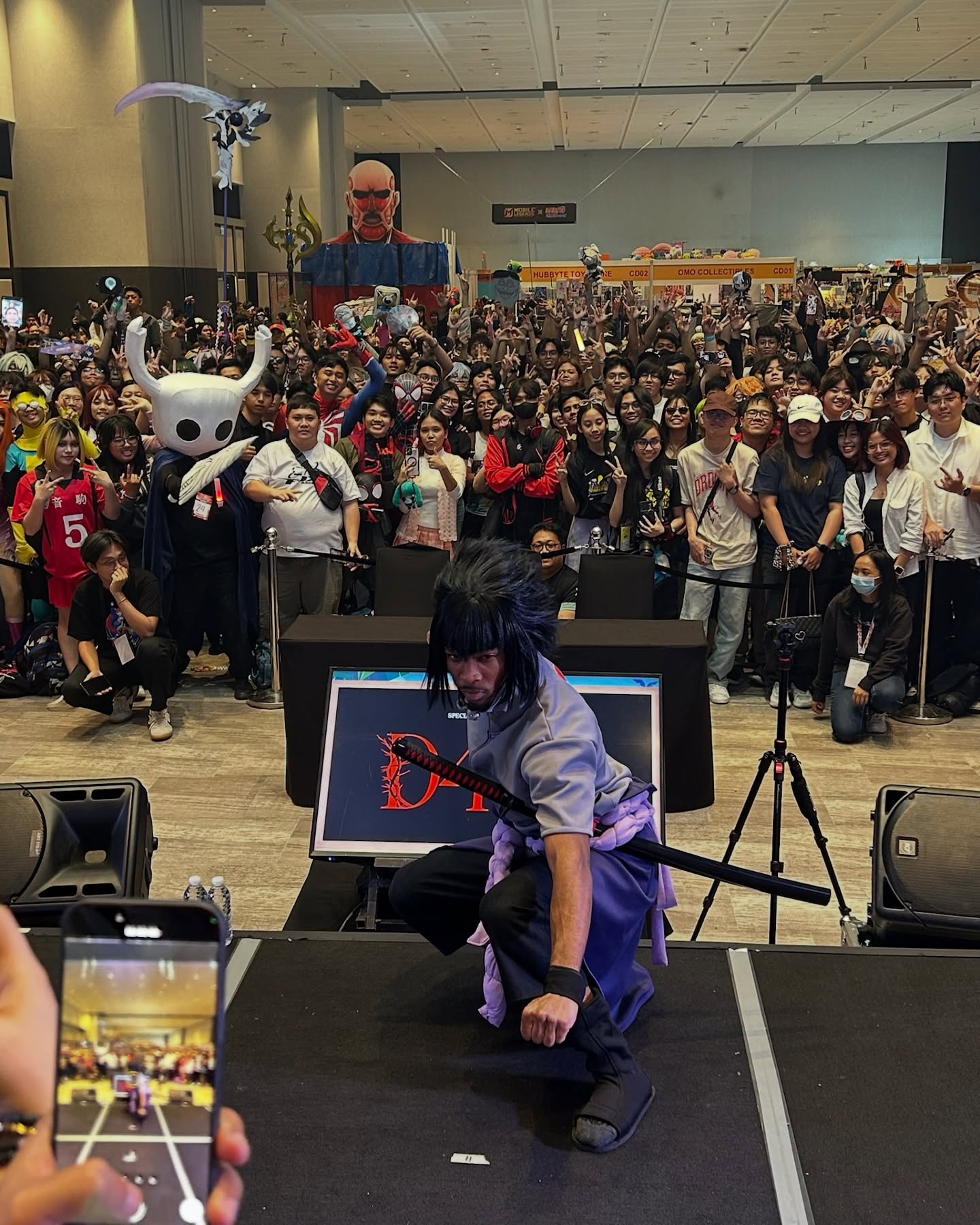 D4vd Invites Fans To Choose His Next Cosplay