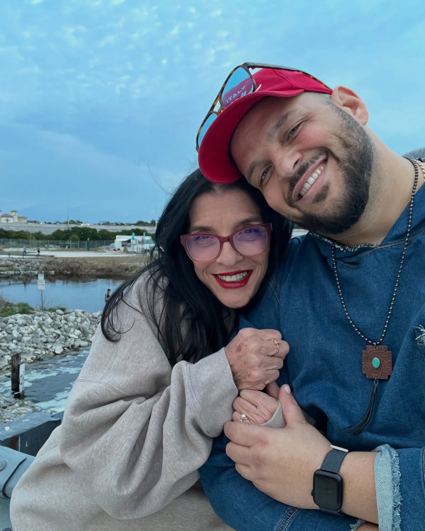 Beloved actor shares heartwarming words of gratitude and love for his irreplaceable mom!!!