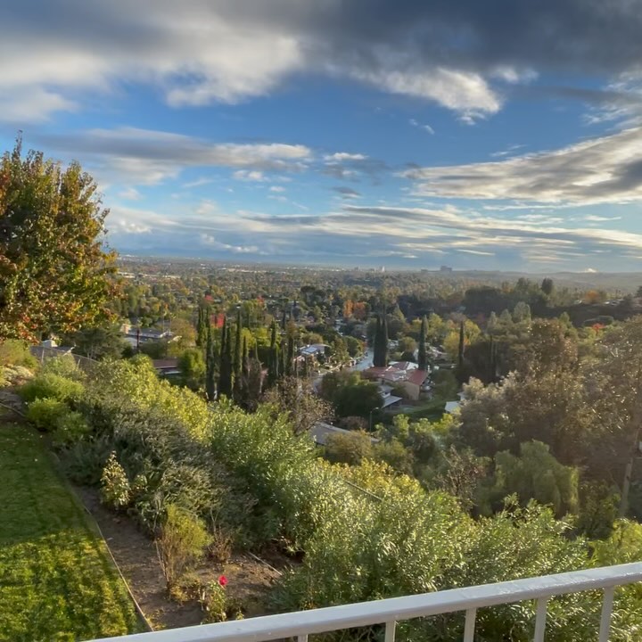 Danielle Moné Truitt Sells Woodland Hills Home