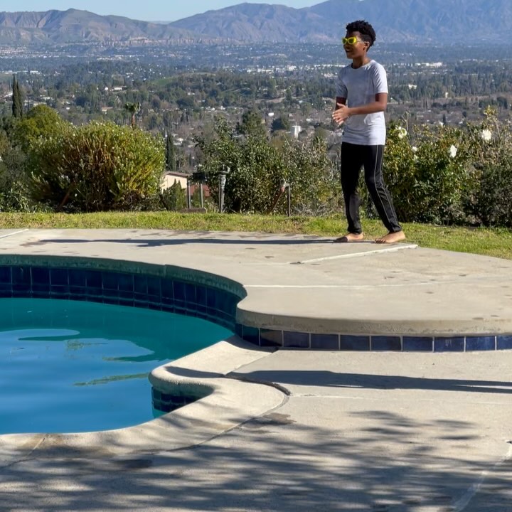 Danielle Moné Truitt Sells Woodland Hills Home
