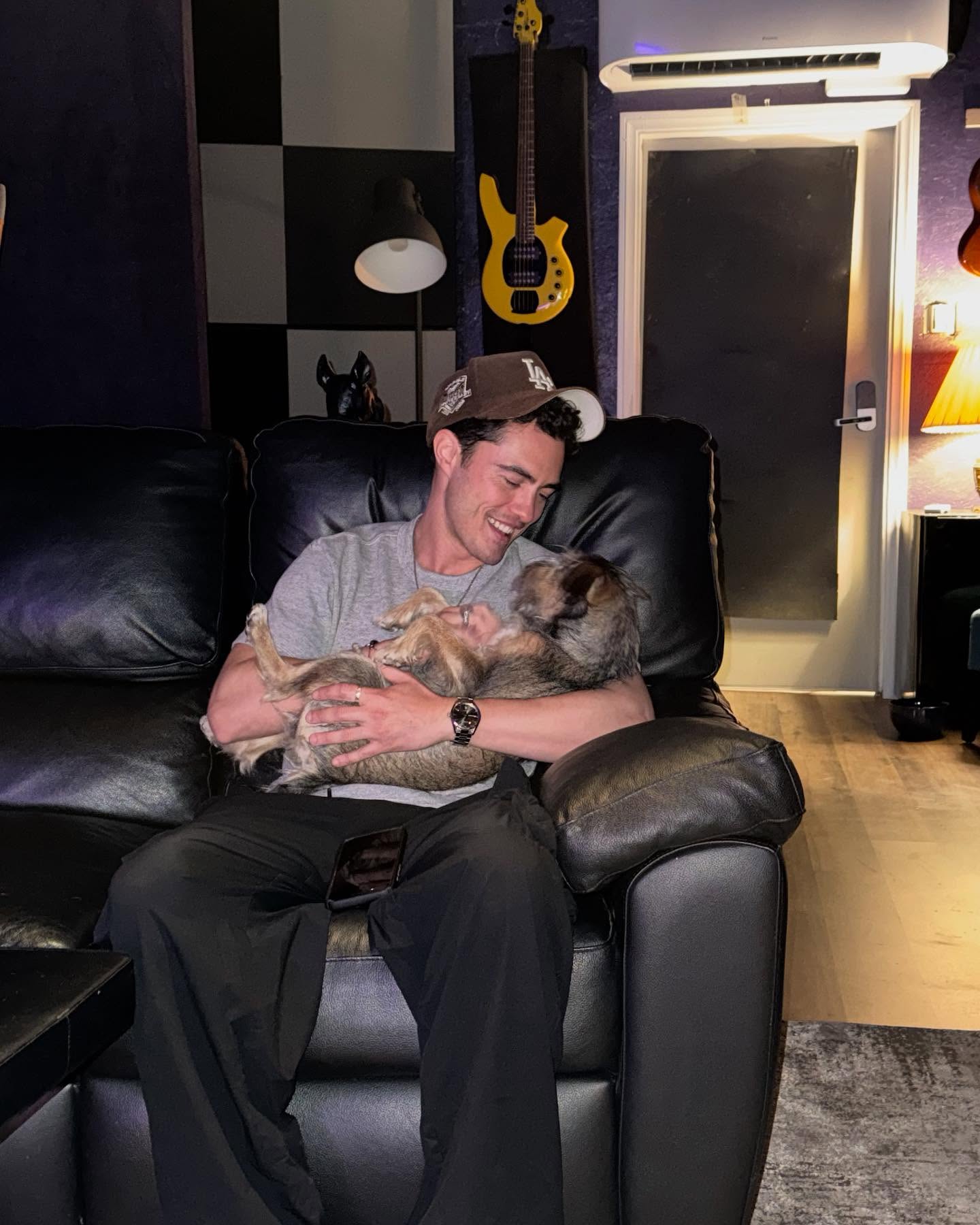 Darren Barnet Displays Love At First Sight Actor Darren Barnet shares a heartwarming Insta moment, boosting fans’ hopes for romance!!