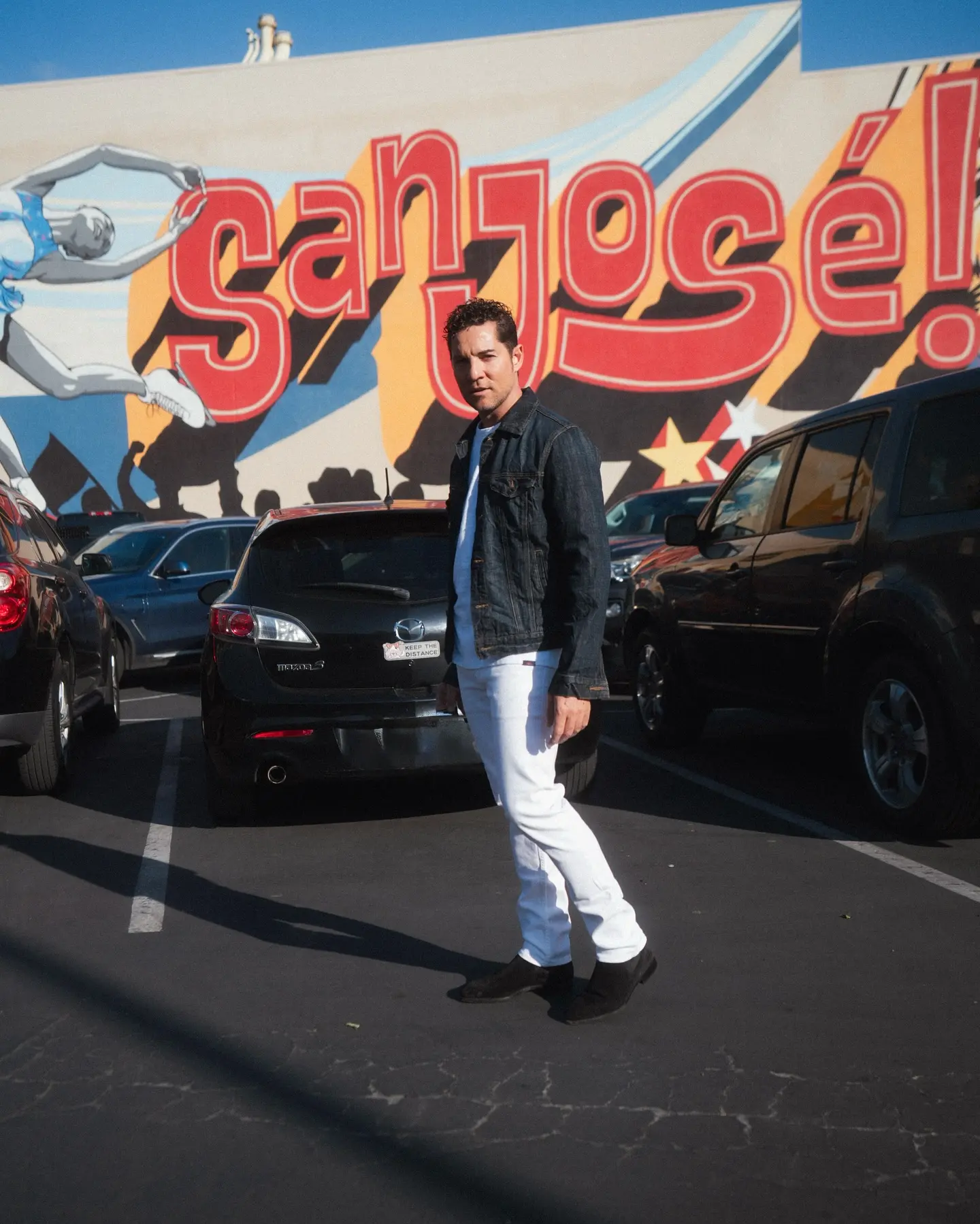 Urban art and vibrant tour energy ignite a cultural burst in lively San José for tonight!!