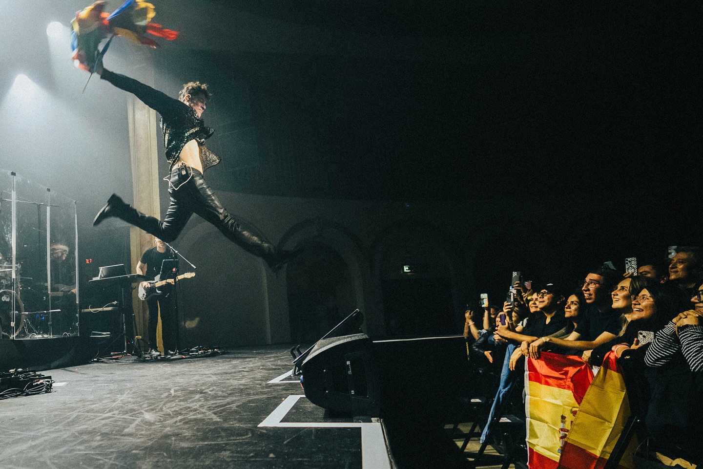 David Bisbal's Magical Seattle Concert Unites Fans