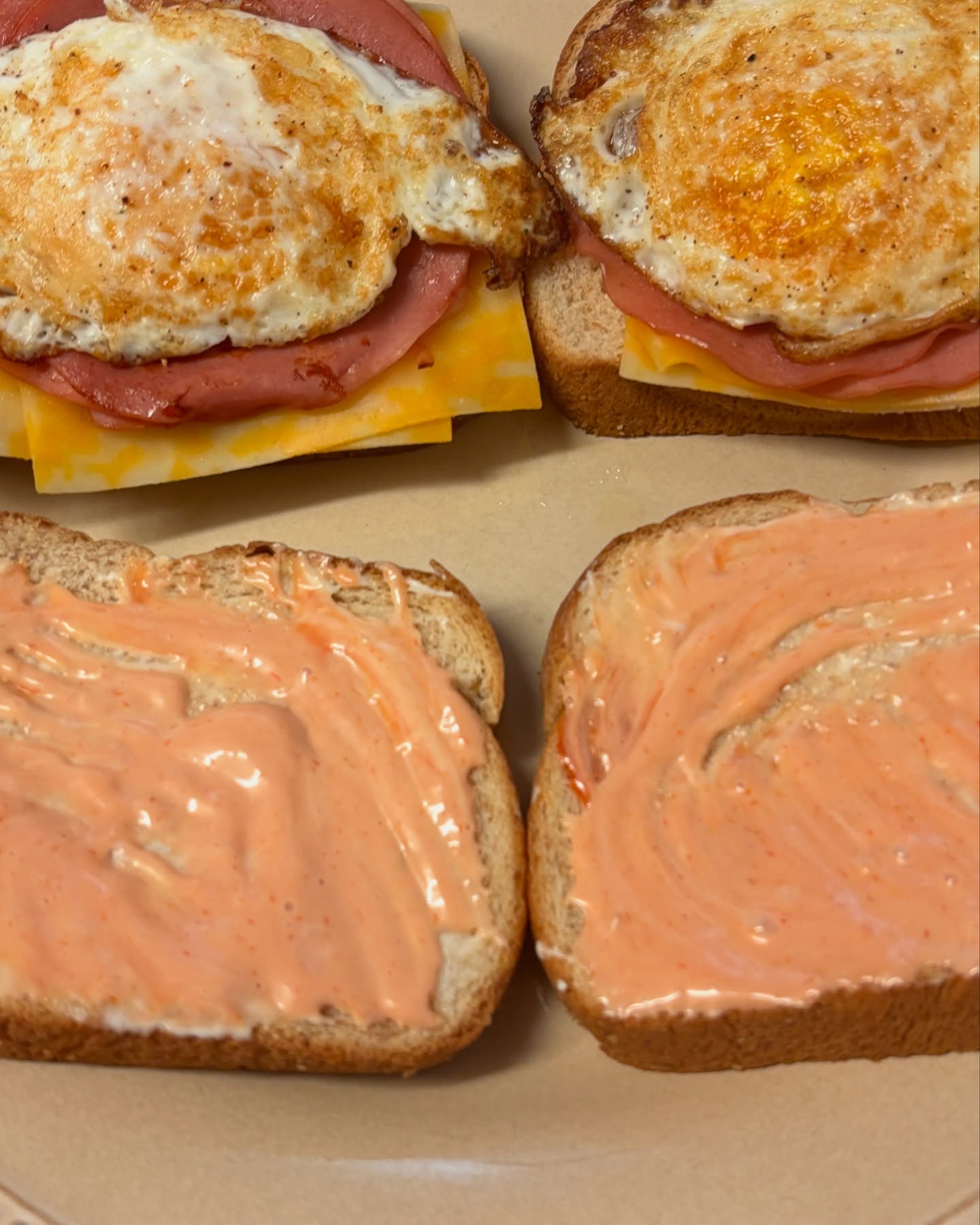 De’Aundre Bonds Serves Turkey Egg And Cheese Acclaimed athlete De'Aundre Bonds reveals a fresh culinary twist with turkey egg & cheese!