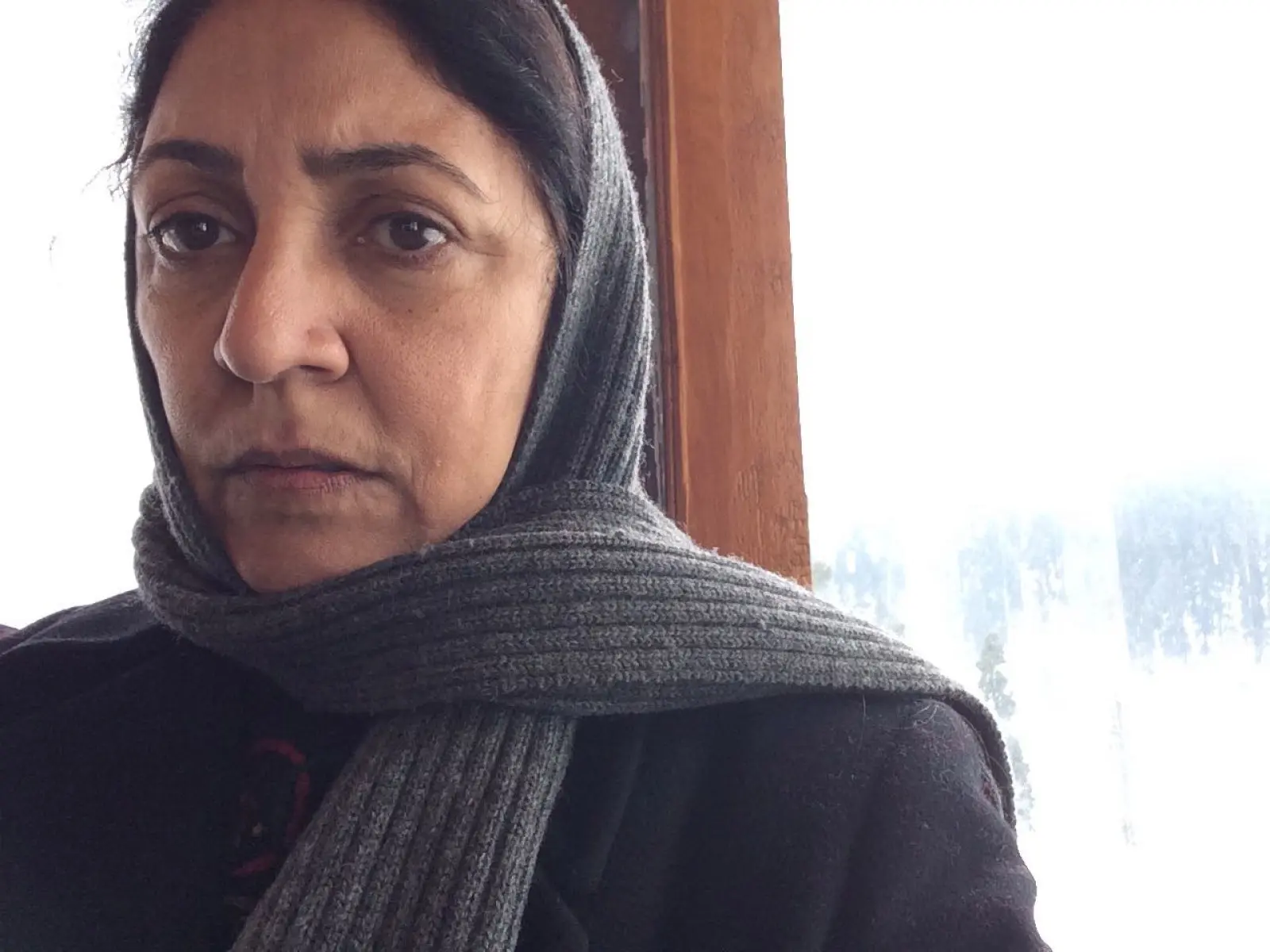 Deepti Naval: A Candid Glimpse Of Real Life A candid glimpse of iconic artist Deepti Naval, unveiling life’s raw beauty and truth. ...