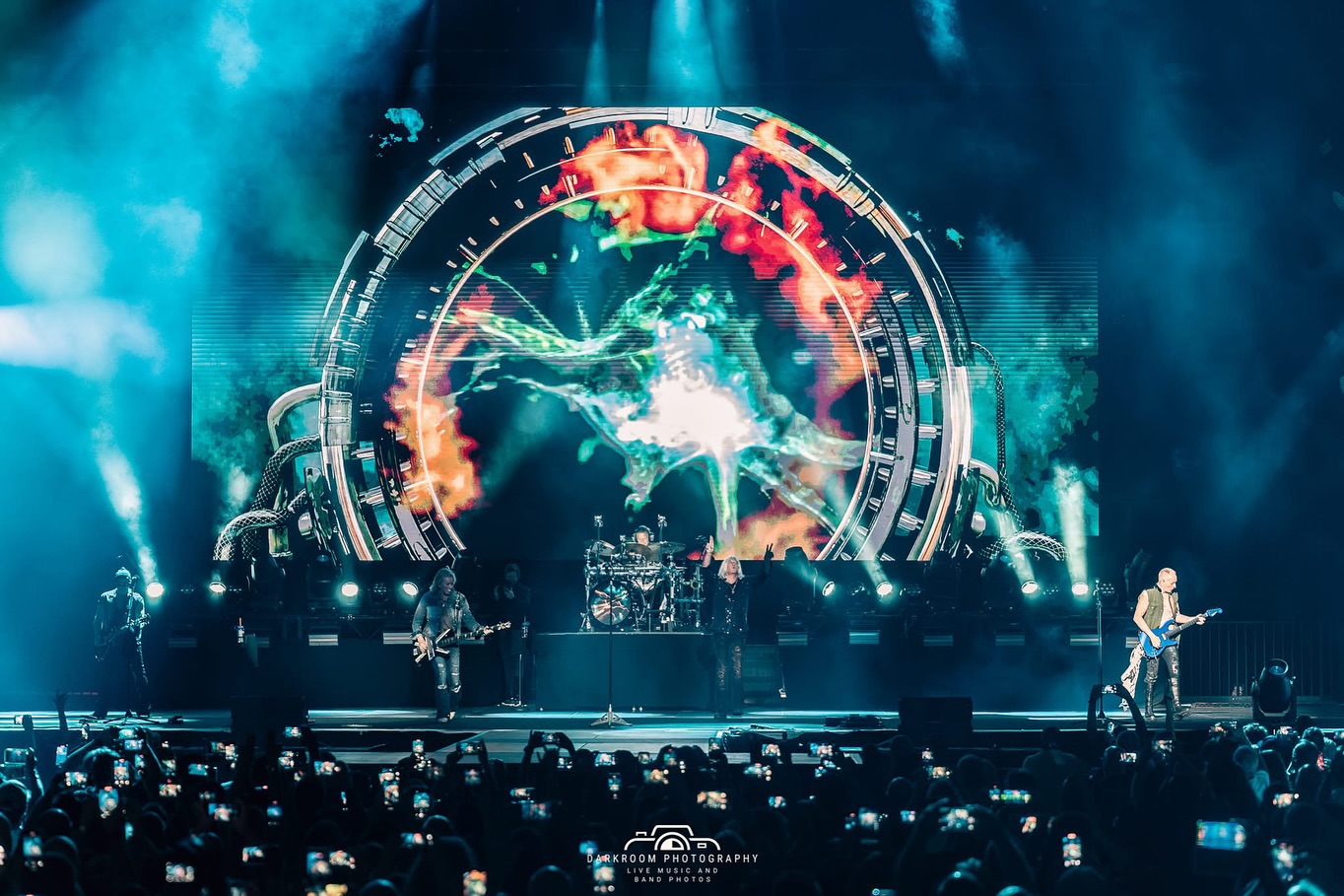 Def Leppard Rocks Puerto Rico Coliseum