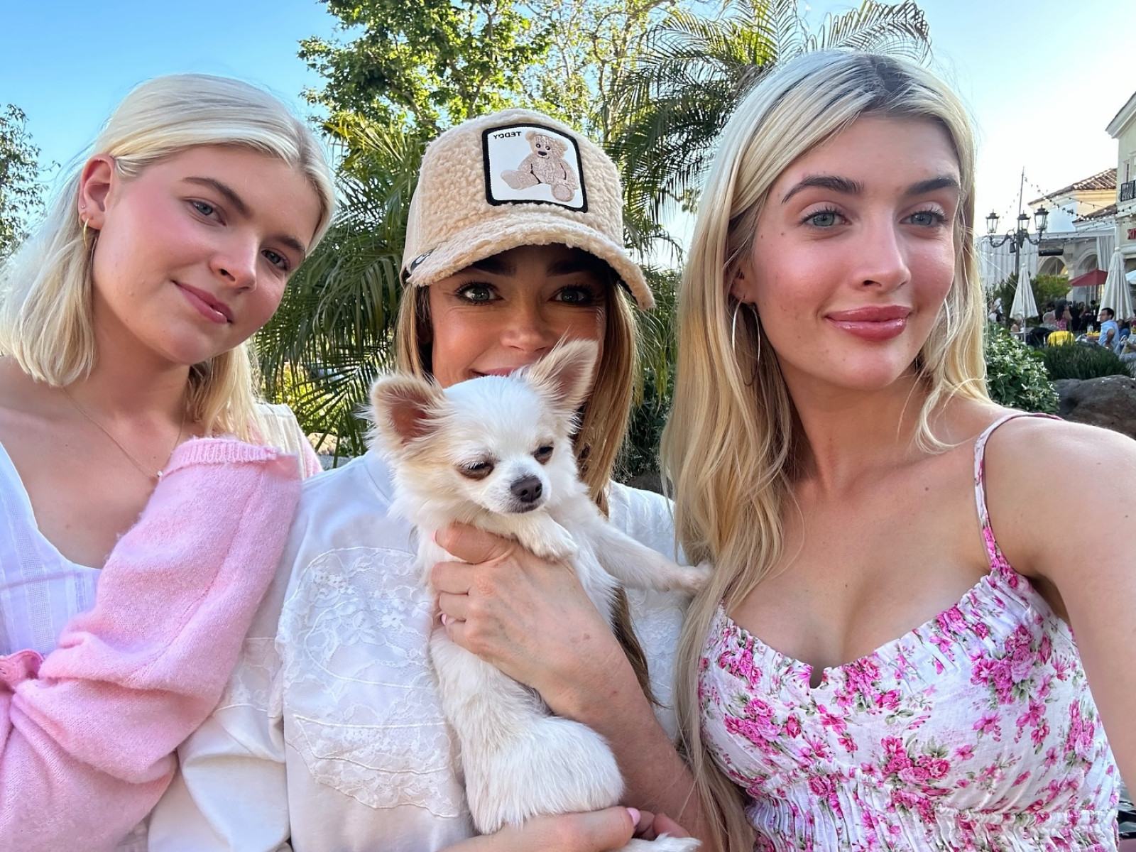 Denise Richards Celebrates Heartwarming Mother’s Day Moments Bright moments with friends, playful pup Peanut and warm memories on a special day for mom