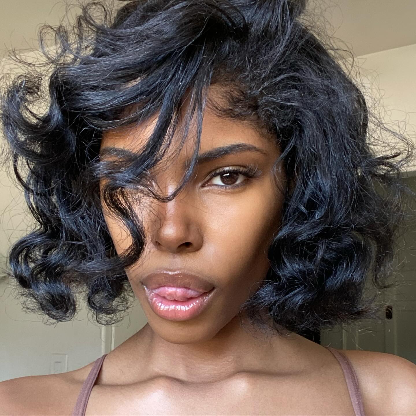 Diamond White Reflects On Bald Days
