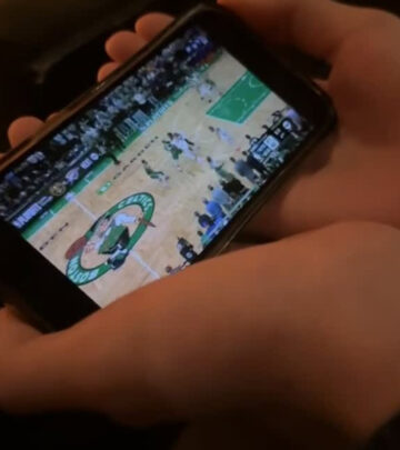 Die Hard Knicks Fans Rock Game 2 With Kid Recital