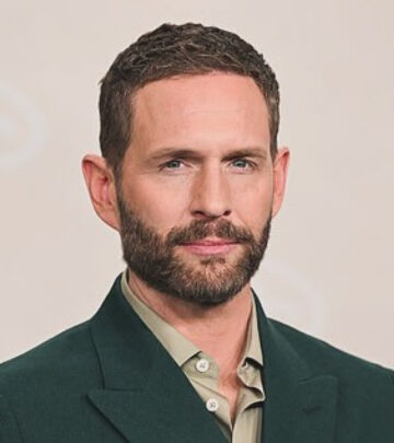 Disney Upfronts Showcases Glenn Howerton’s Sunny 17 Premiere