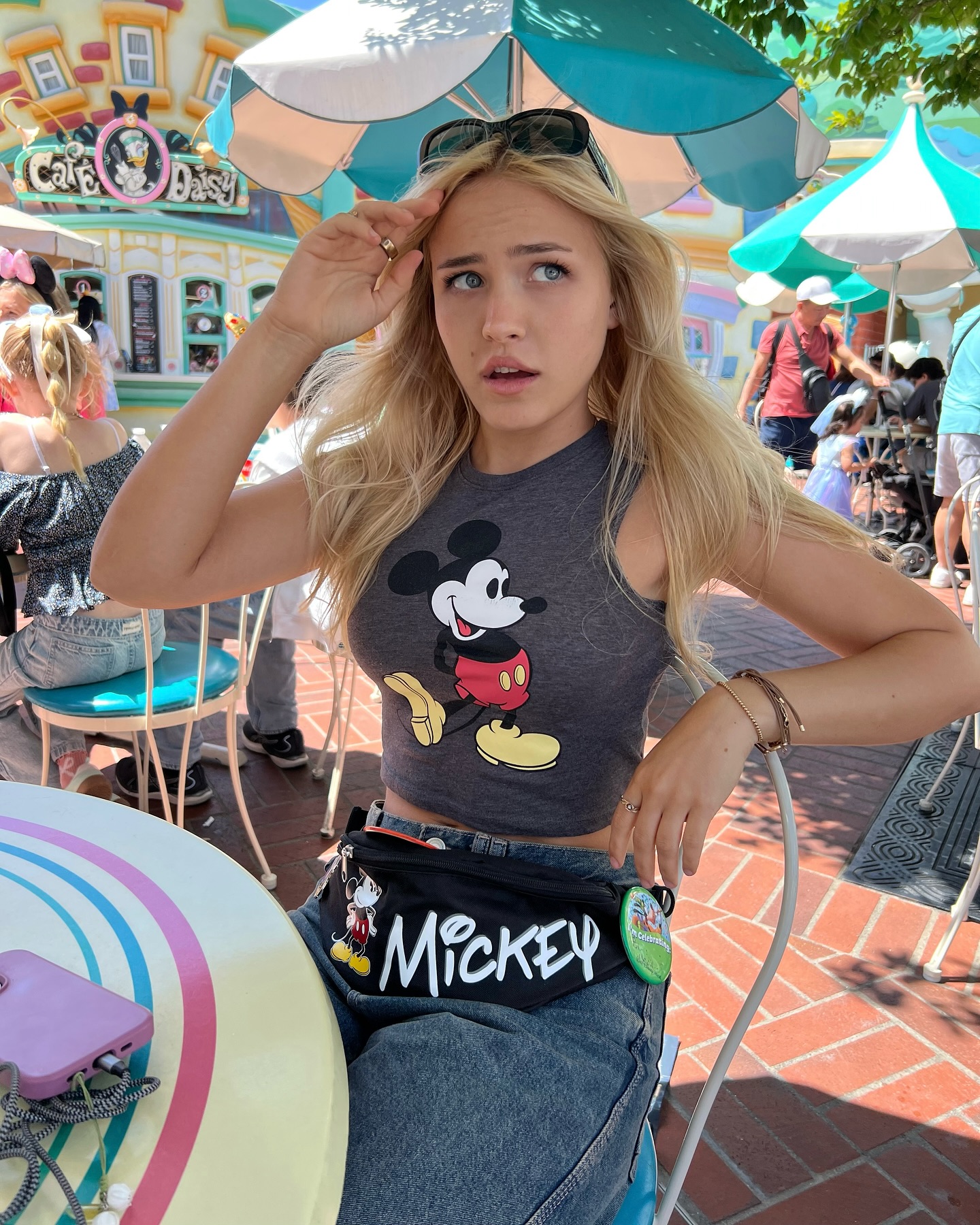 Disneyworld Expert Visits Disneyland For First Time