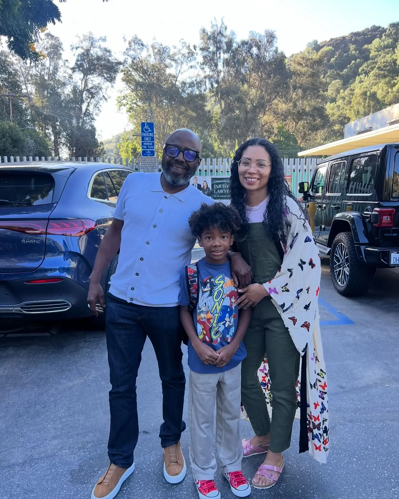 Donnell Rawlings Celebrates Mother’s Day Tribute