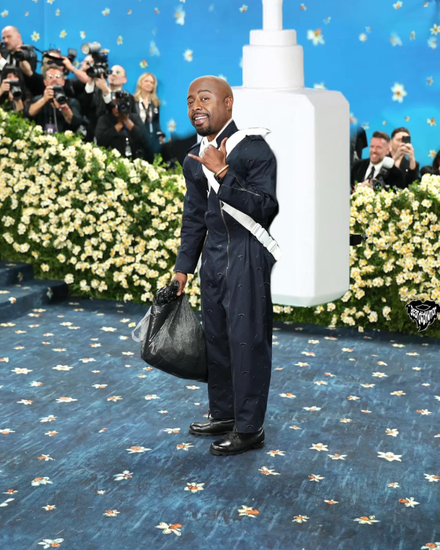Donnell Rawlings wows at the 2025 gala, blending humor and style to set trends with flair.