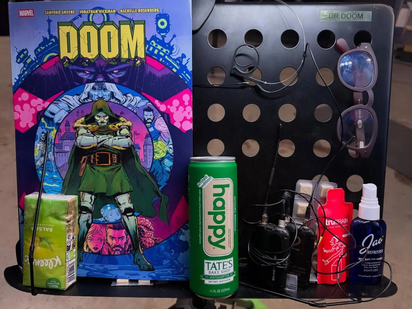 Marvel star Robert Downey Jr reveals his sleek 'Doom' workstation essentials for tech fans.