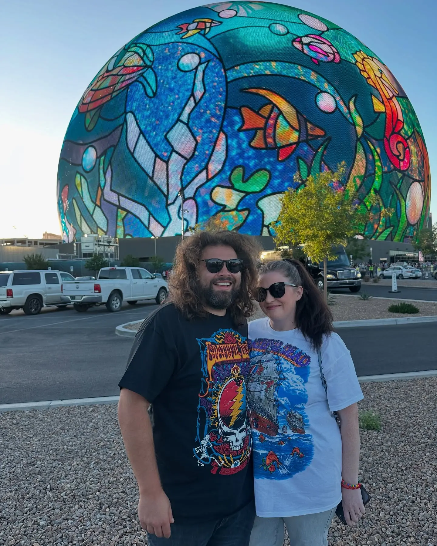 Dustin Ybarra Enjoys Concert at Dead & Co Experience a dynamic night full of soulful jams and electrifying moments with Dustin Ybarra.