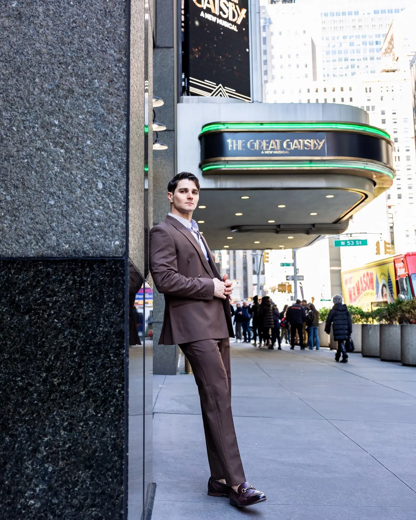 East Egg Shines: The Great Gatsby Broadway Update Vibrant vibes spark East Egg as Broadway’s Gatsby experience evolves with stellar energy!!