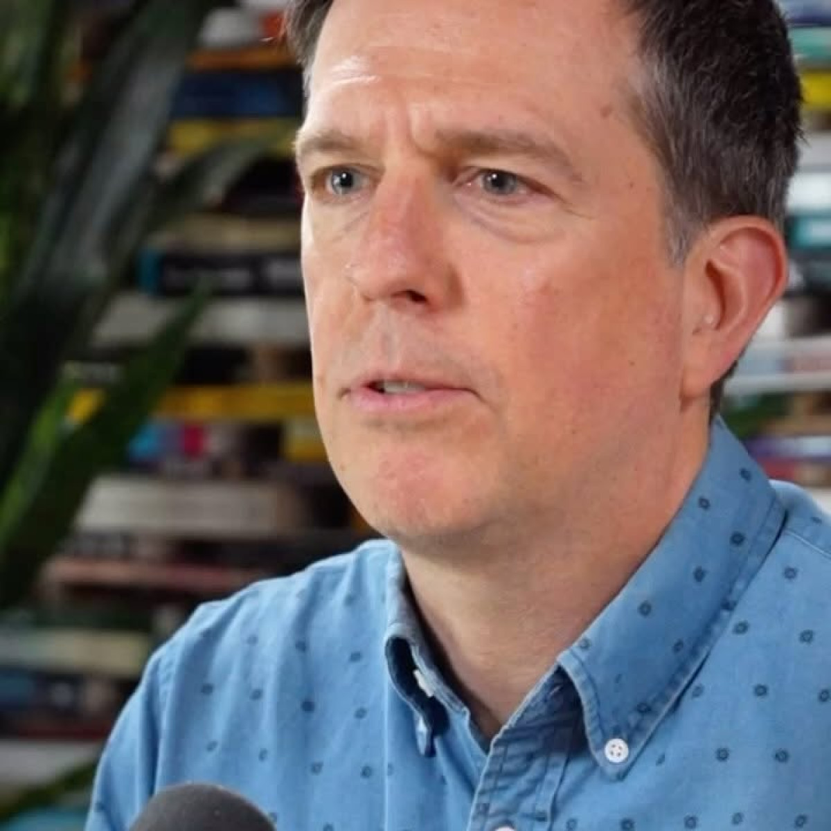 Ed Helms Explores History’s Greatest Screwups Ed Helms peels back history's screwups with wit, insight, and a dose of therapy A wise mix